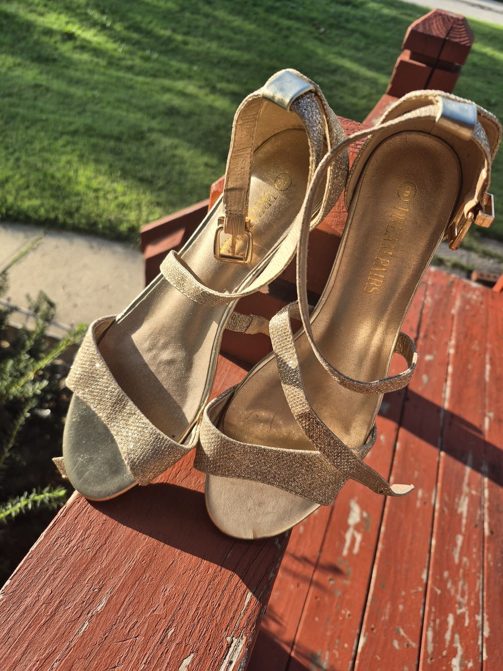 Dream Pairs Gold Shimmer Strappy Low Wedge Sandals - Size 9